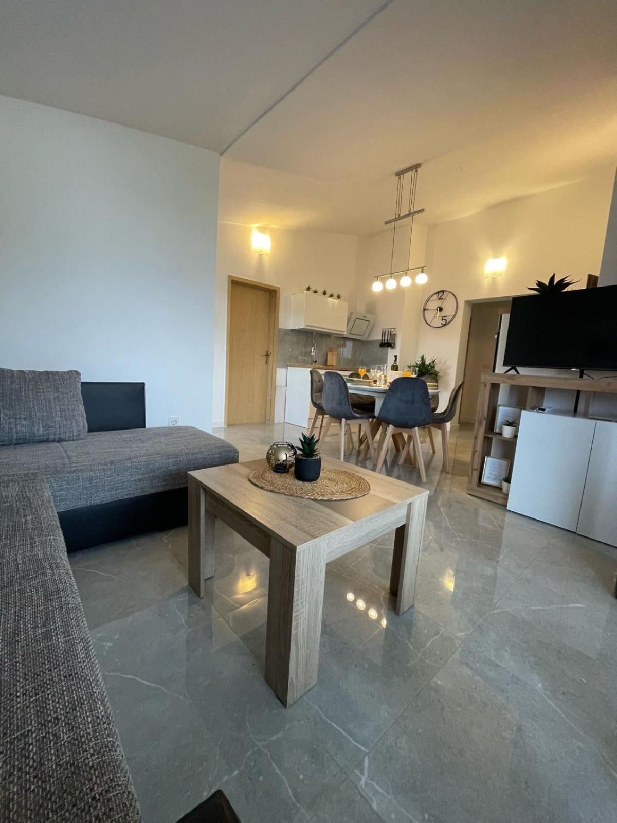 Mia Apartment *